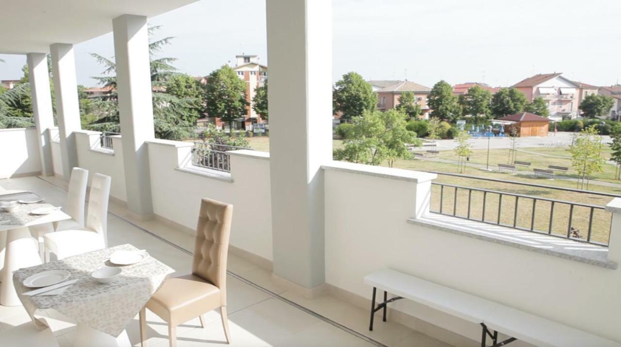 Affittacamere Piacenza Palace Exterior foto